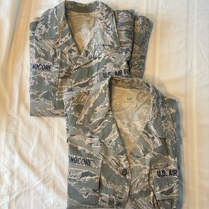 2 Air Force men utility coats size 46R. 1 has a few stains as noted in pictures